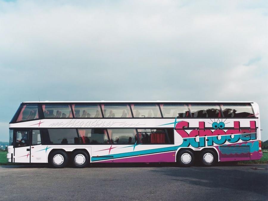  Neoplan Megaliner 1994 года  (фото 1 из 12)
